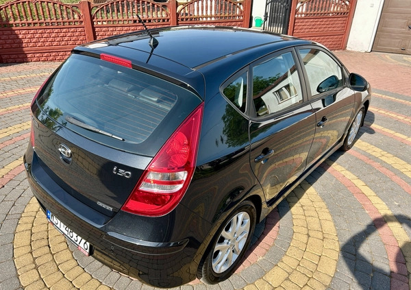 Hyundai I30 cena 20900 przebieg: 252000, rok produkcji 2011 z Siedlce małe 352